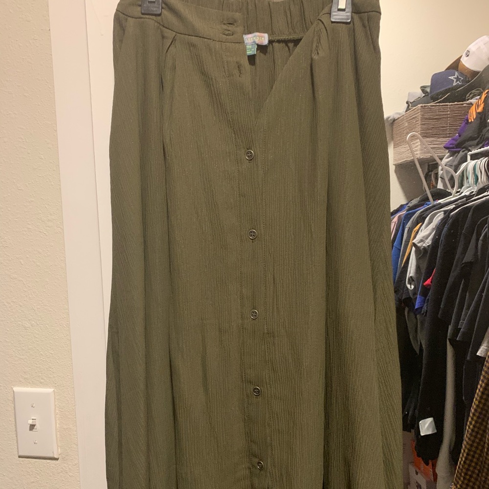 Midi skirt